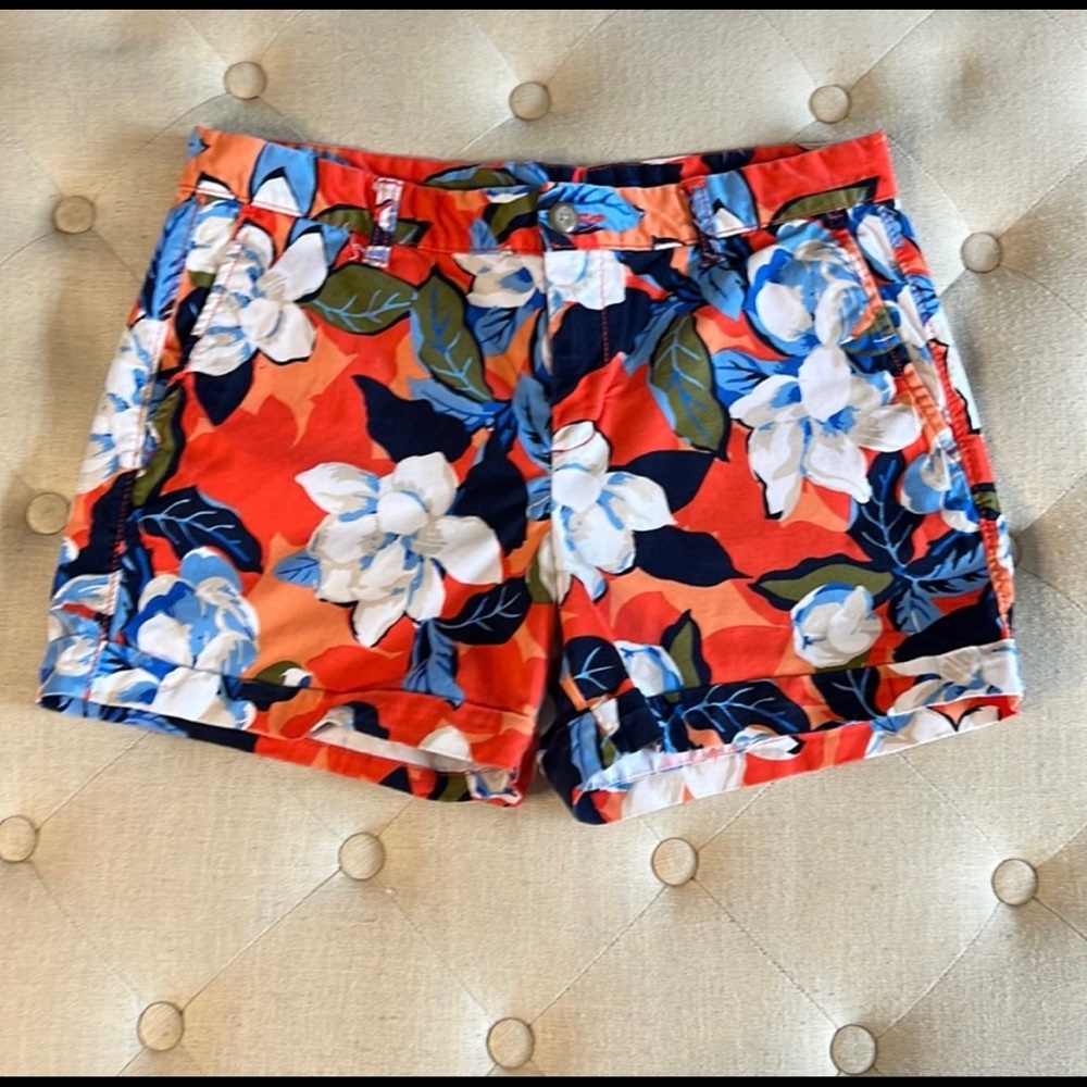Gap tropical floral shorts